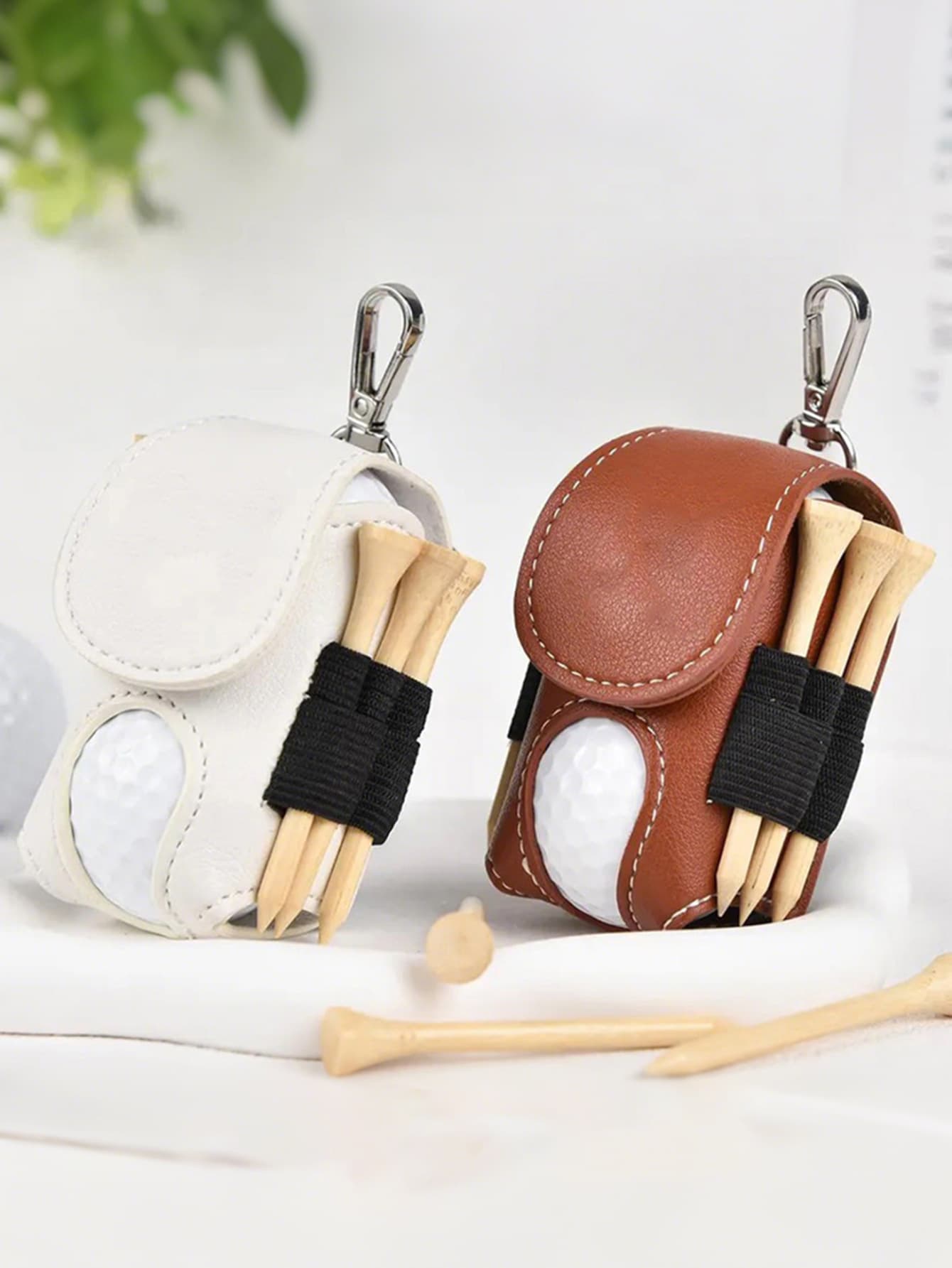 ゴルフ用品 ティー収納付き本革ボールホルダー